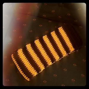 Handmade scarf black & gold